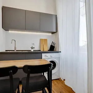 https://navigli-loft-hosted-by-sweetstay.it-lombardy.com