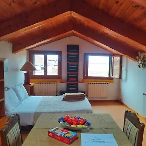 https://garibaldi-suite.hotelinveneto.com